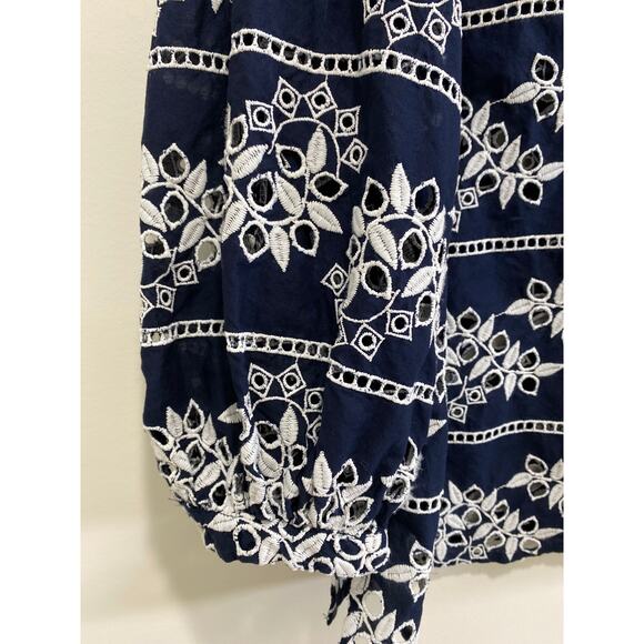 Chico’s Floral Embroidered Eyelet Tunic Top Womens Sz L Pullover Balloon Sleeves - Picture 8 of 13